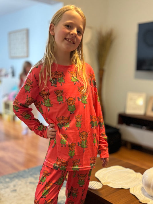 Highland Cow Pajamas – Girls’ Irish Dance Pajama Set