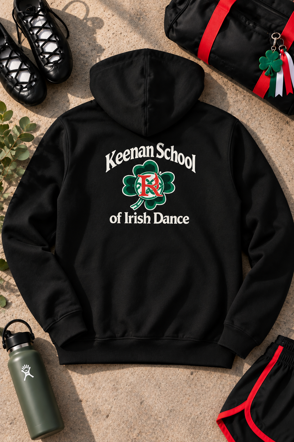Keenan zip hoodie, front zipper detail